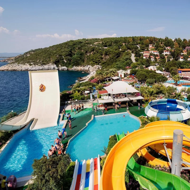 PINE BAY HOLIDAY RESORT 5* 